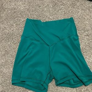 Aerie Kelly green size medium biker shorts
